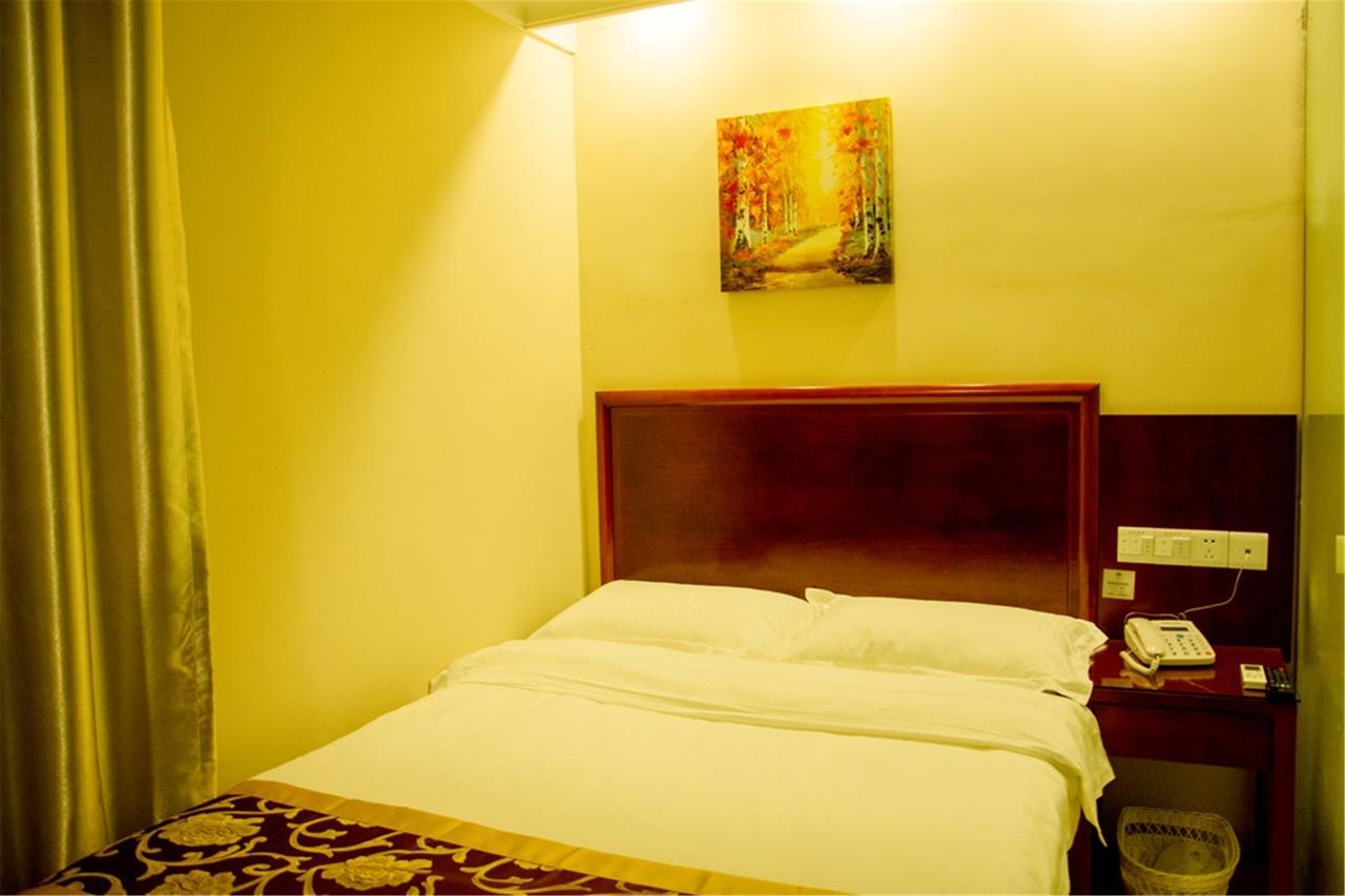 Greentree Alliance Guangxi Hezhou Babu District Lingfeng Square Hotel Экстерьер фото